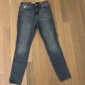 Frame Le High Skinny Jeans